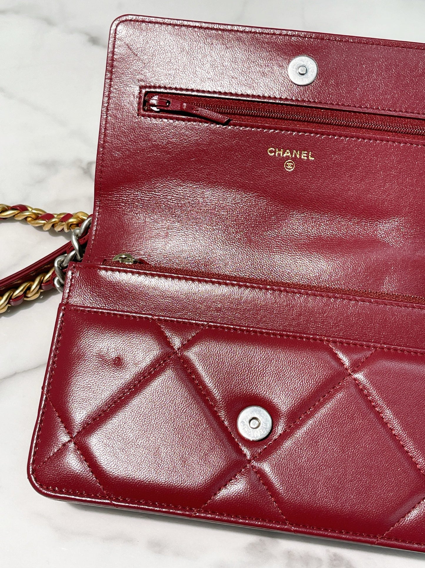 CHANEL 19 WOC, Red/Silver/Gold