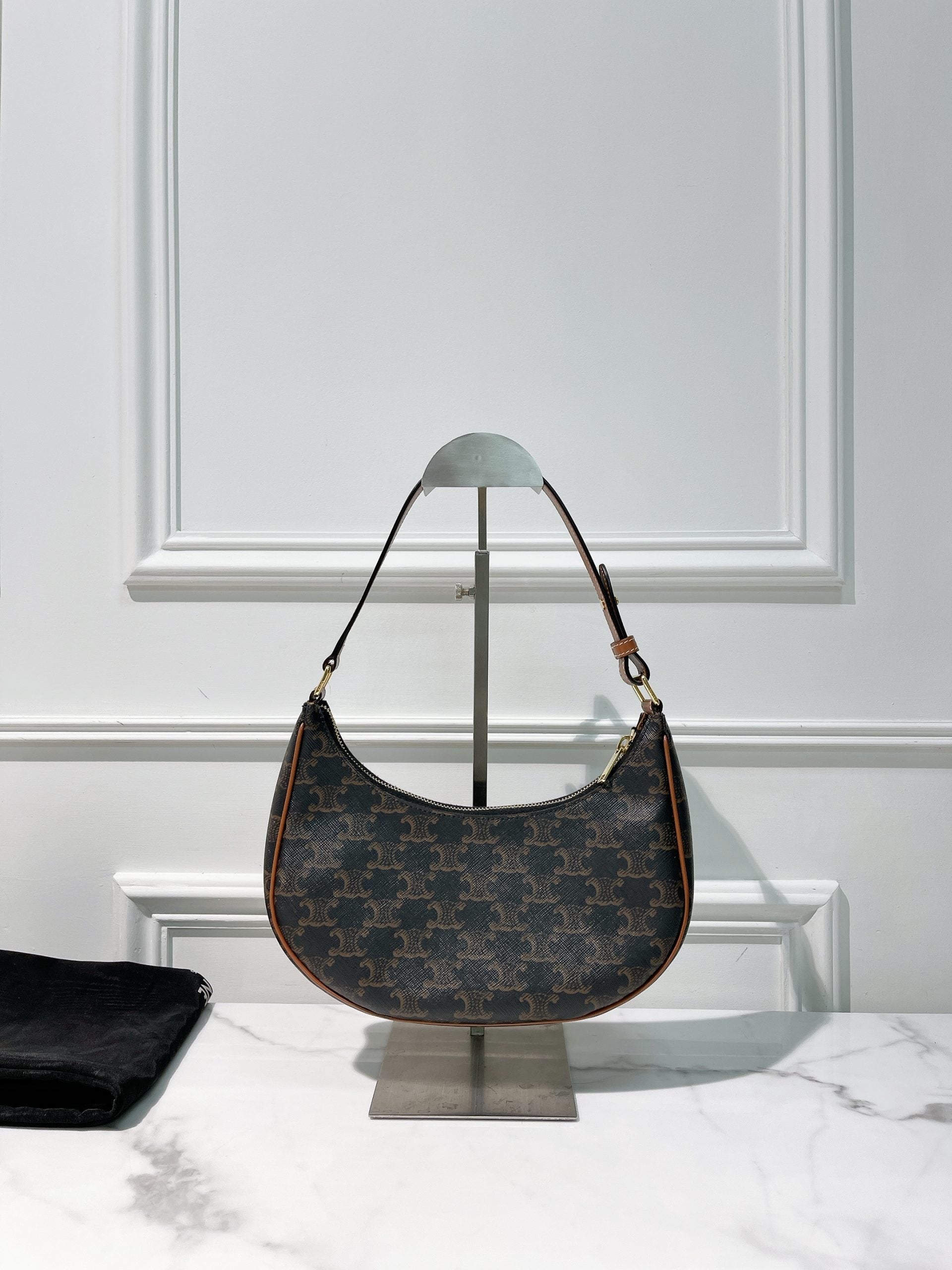 CELINE AVA SHOULDER BAG