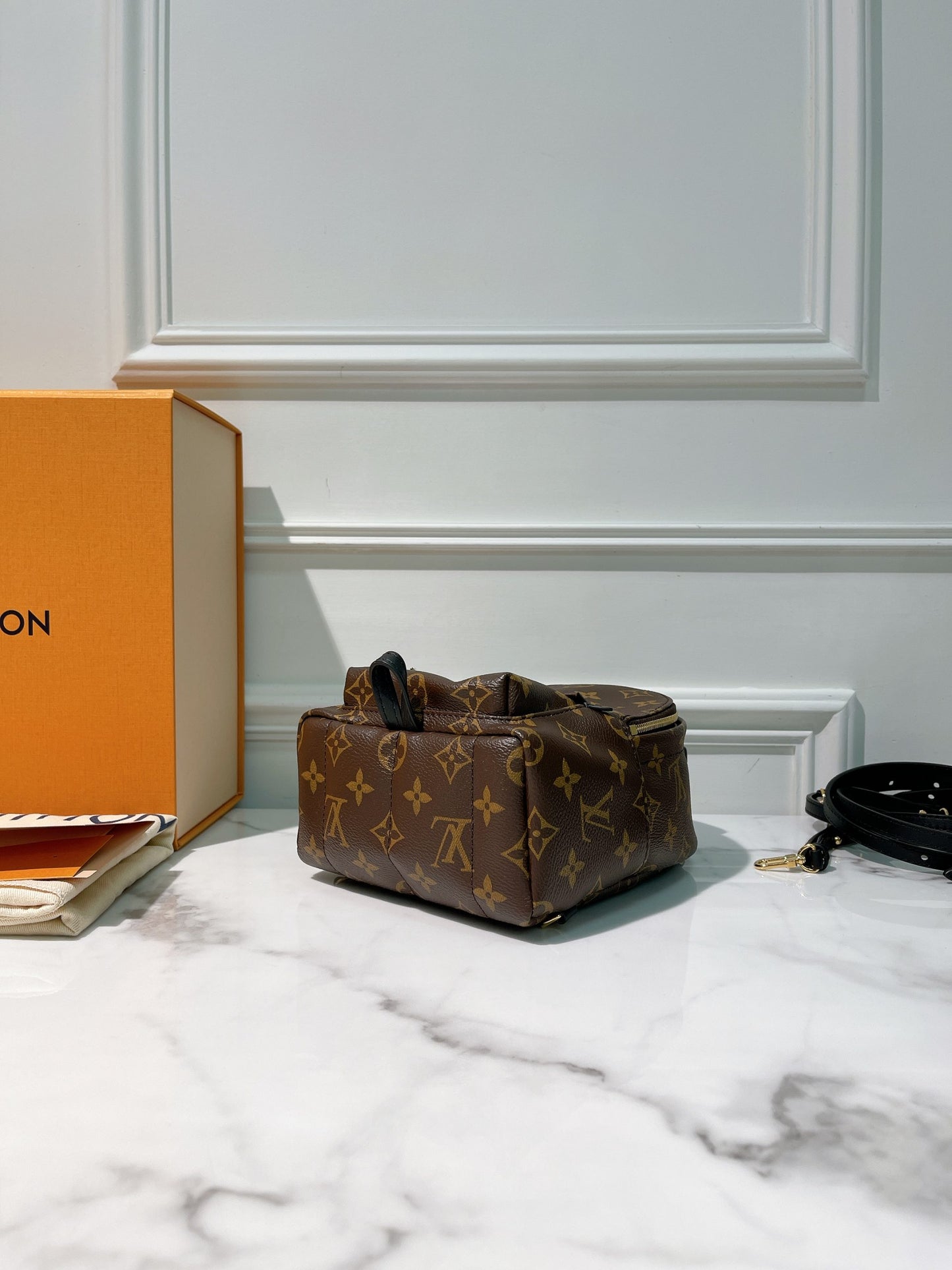 LV PALM SPRINGS MINI BACKPACK, Monogram