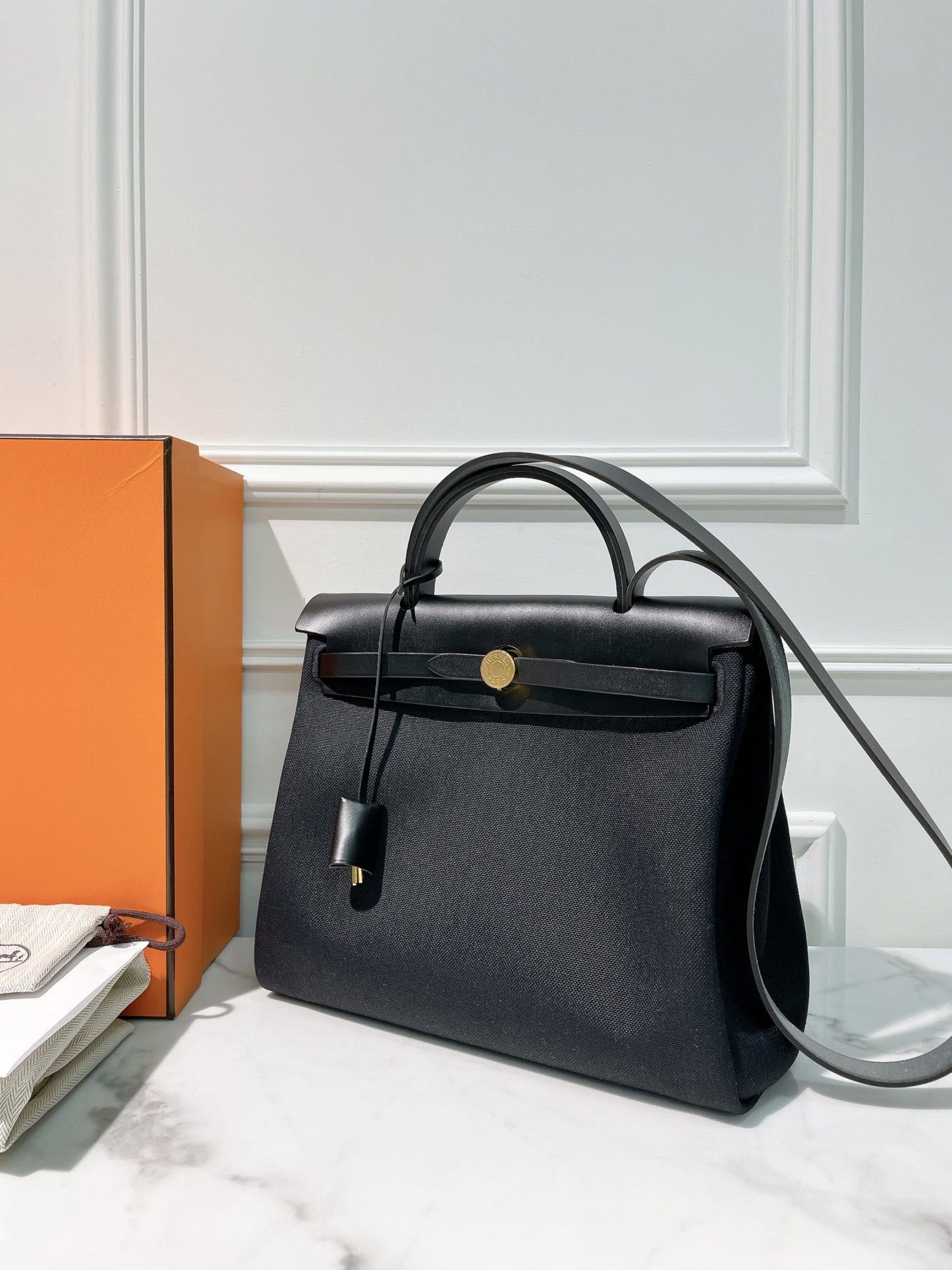 HERMES HERBAG 31, Black/Gold