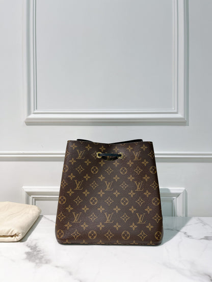 LV NEONOE, Monogram