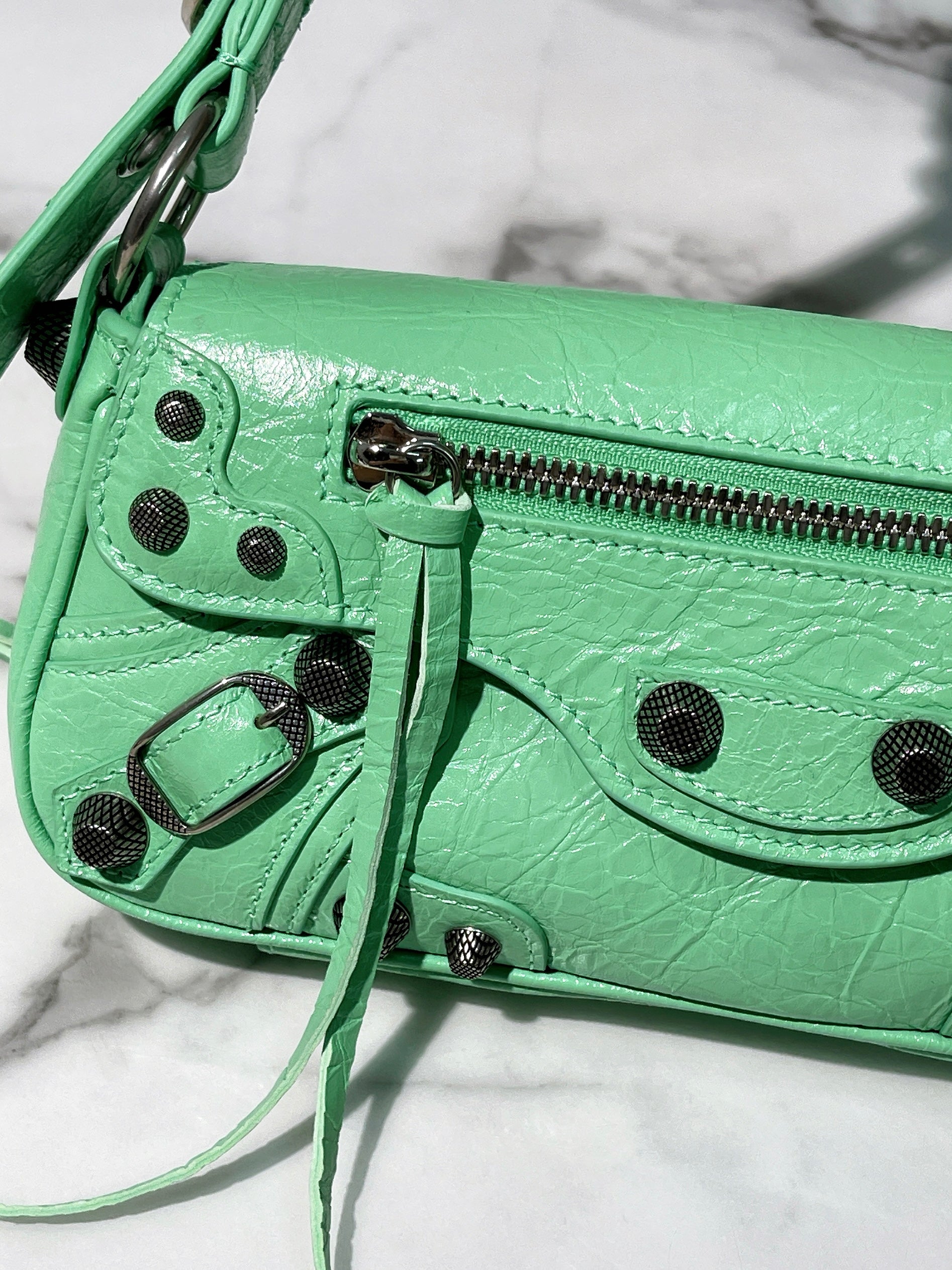 BALENCIAGA LE CAGOLE FLAP BAG XS, Green