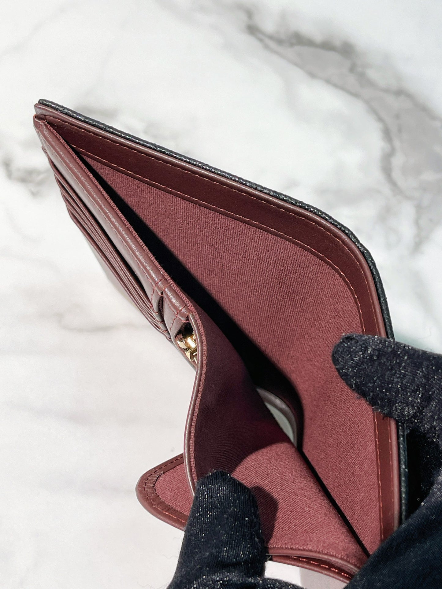 CHANEL PASSPORT COVER, Black/Gold