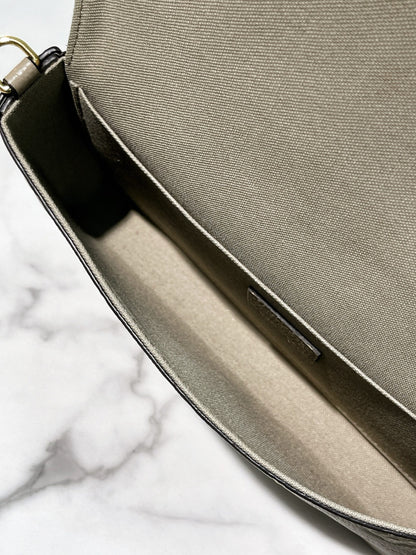 LV POCHETTE FELICIE, Tourterelle