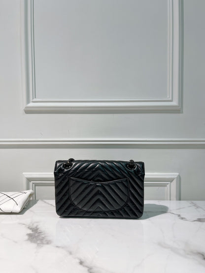 CHANEL SMALL 2.55 HANDBAG, So Black