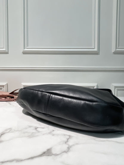 MIUMIU BLACK LEATHER HOBO