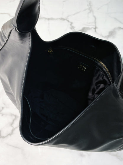 MIUMIU BLACK LEATHER HOBO