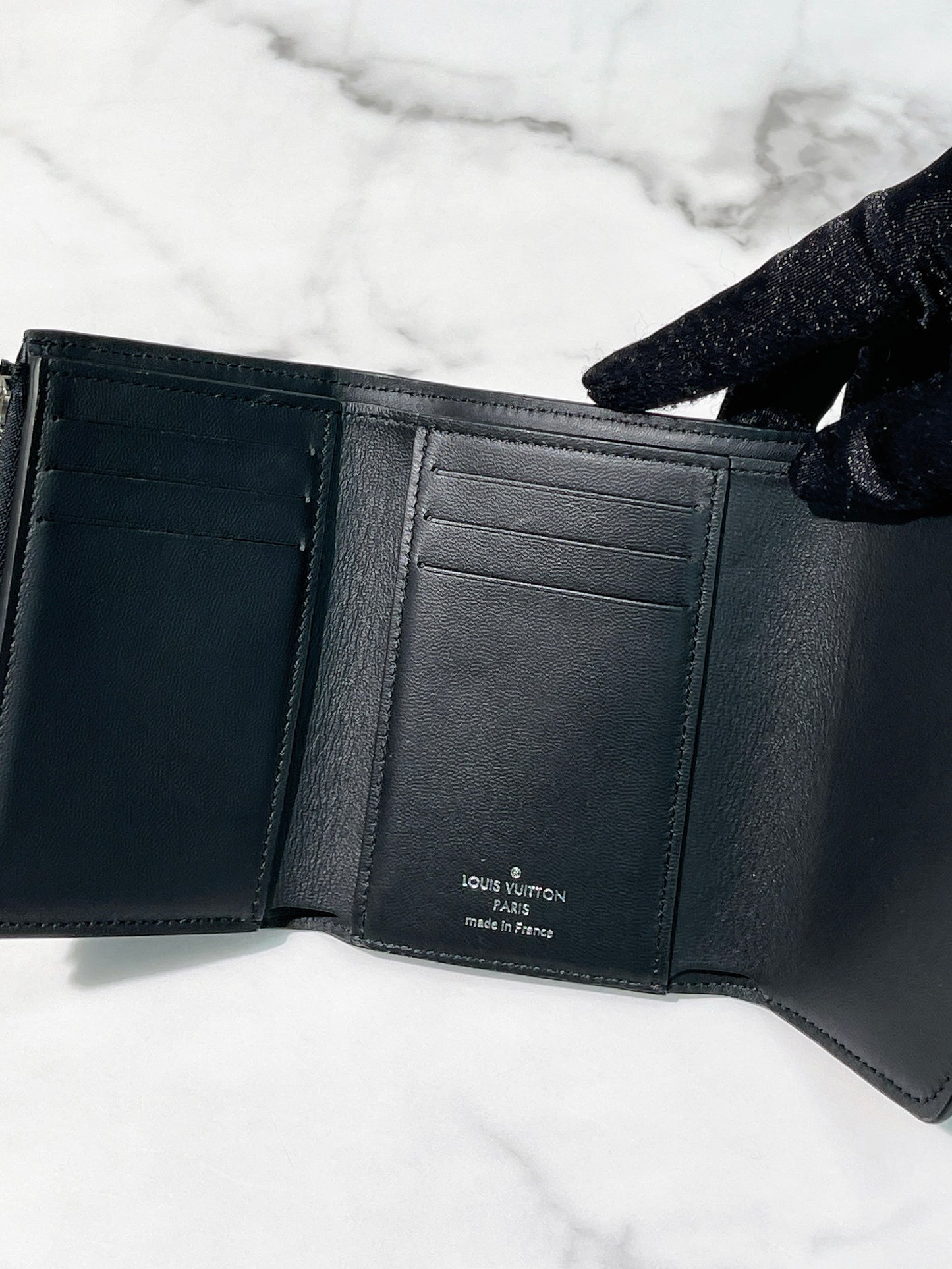 LV VICTORINE WALLET, Black/Silver