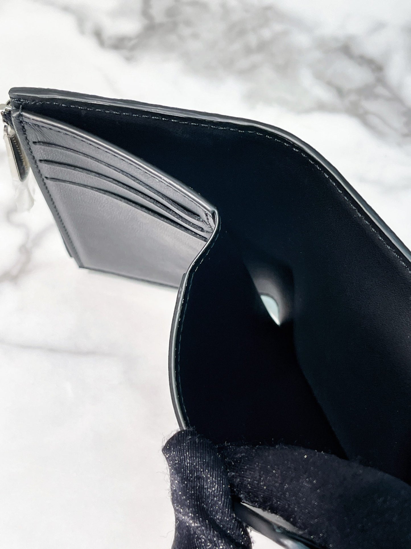 LV VICTORINE WALLET, Black/Silver