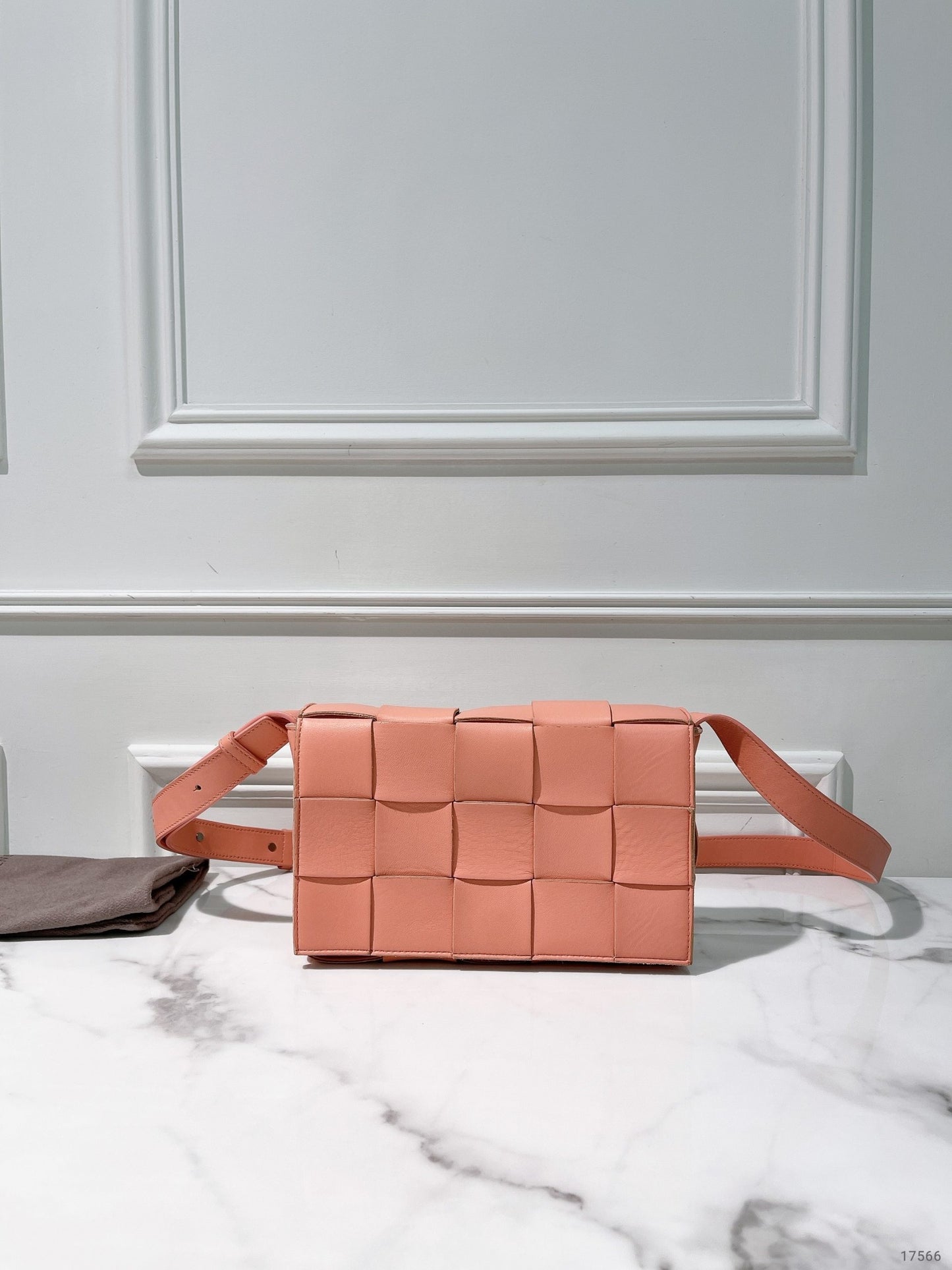 BOTTEGA VENETA CASSETTE, Pink