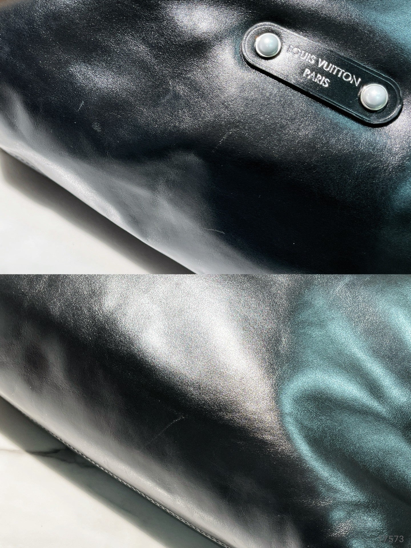 LV VAGABOND HOBO, Black