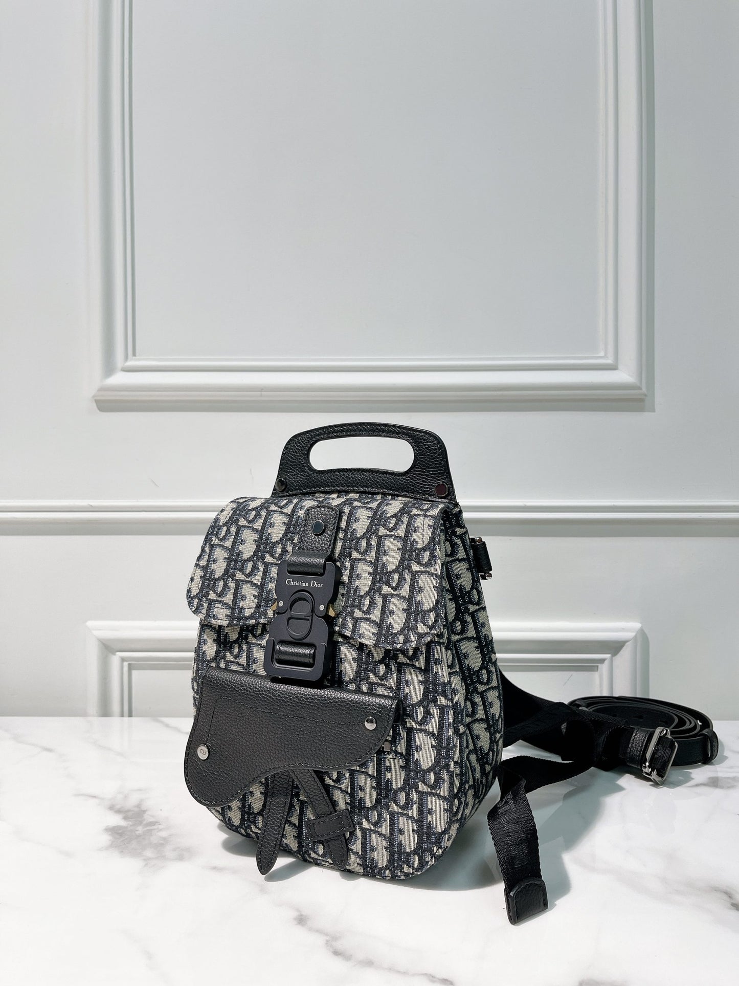 DIOR SADDLE BACKPACK