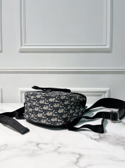DIOR SADDLE BACKPACK