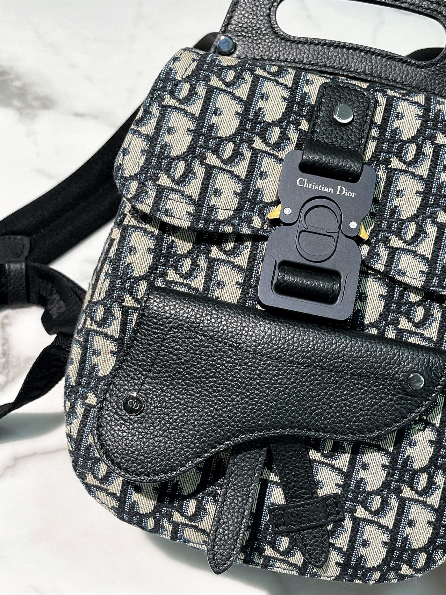 DIOR SADDLE BACKPACK