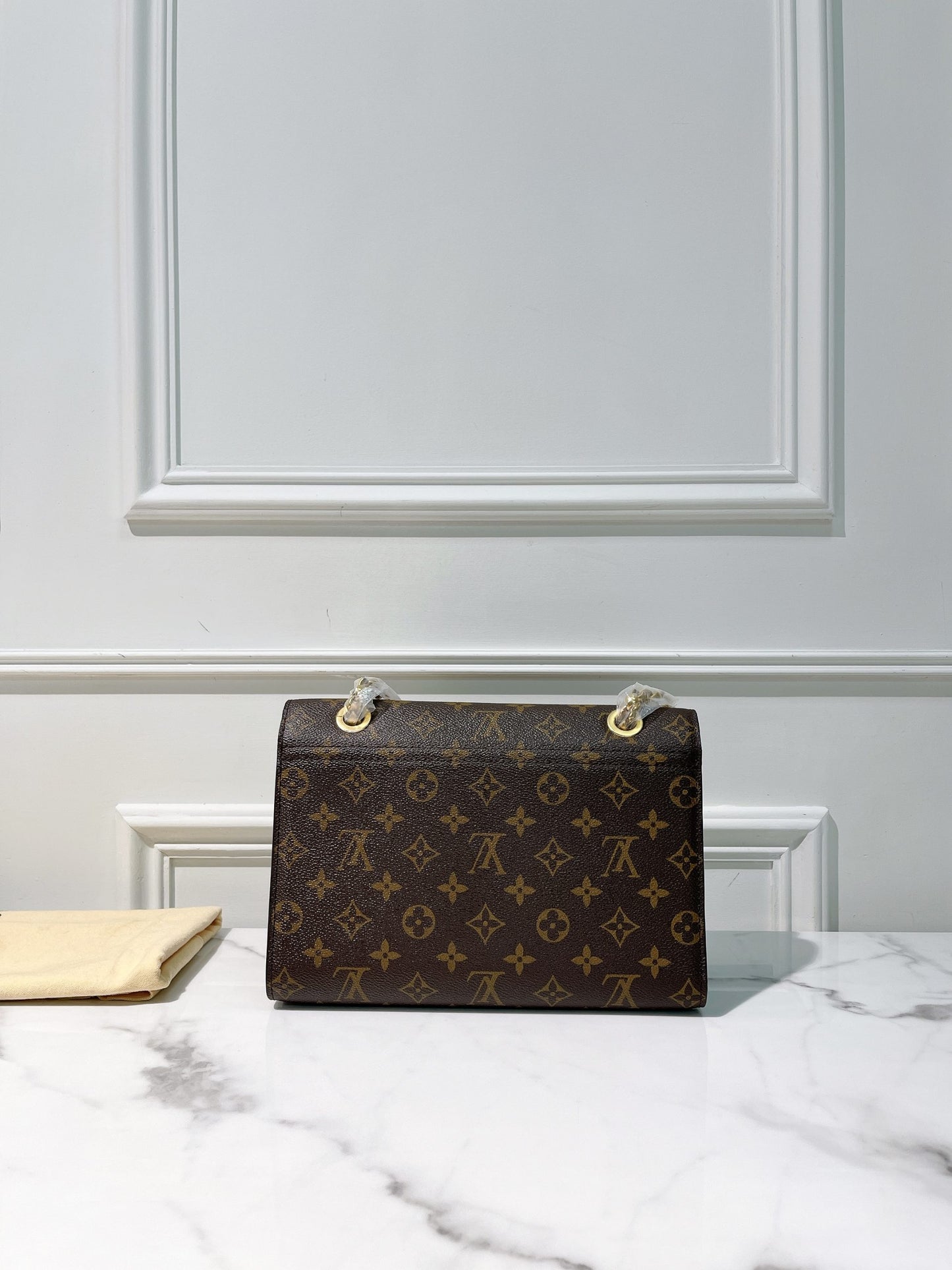 LV VICTOIRE, Monogram/Black