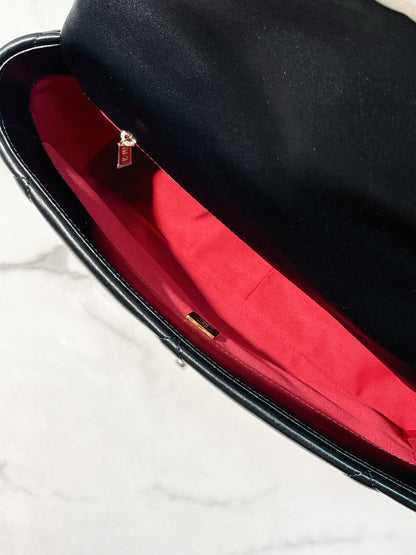 CHANEL MEDIUM 19 BAG, Black/Silver