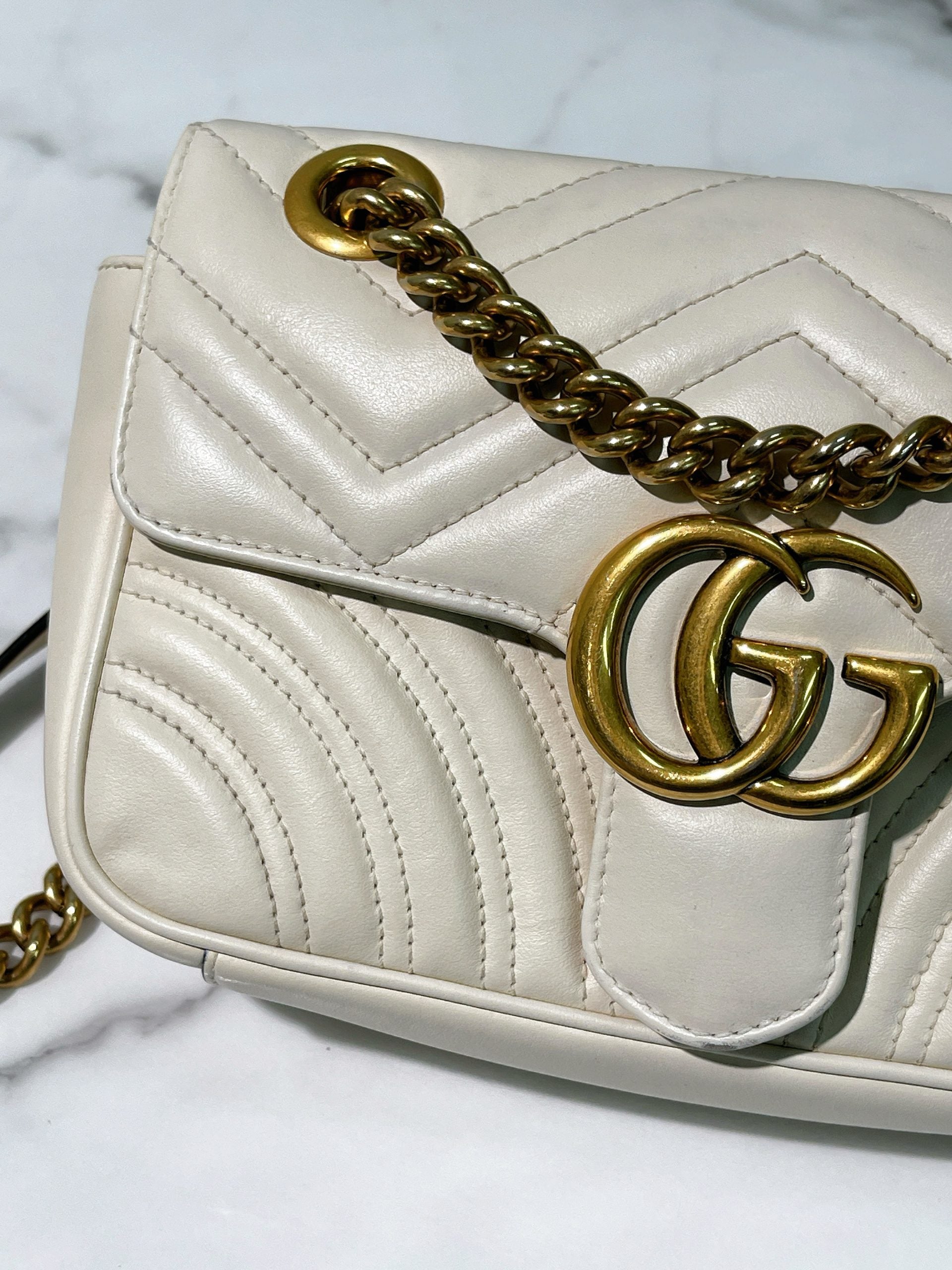 GUCCI SMALL MARMONT, White/Gold