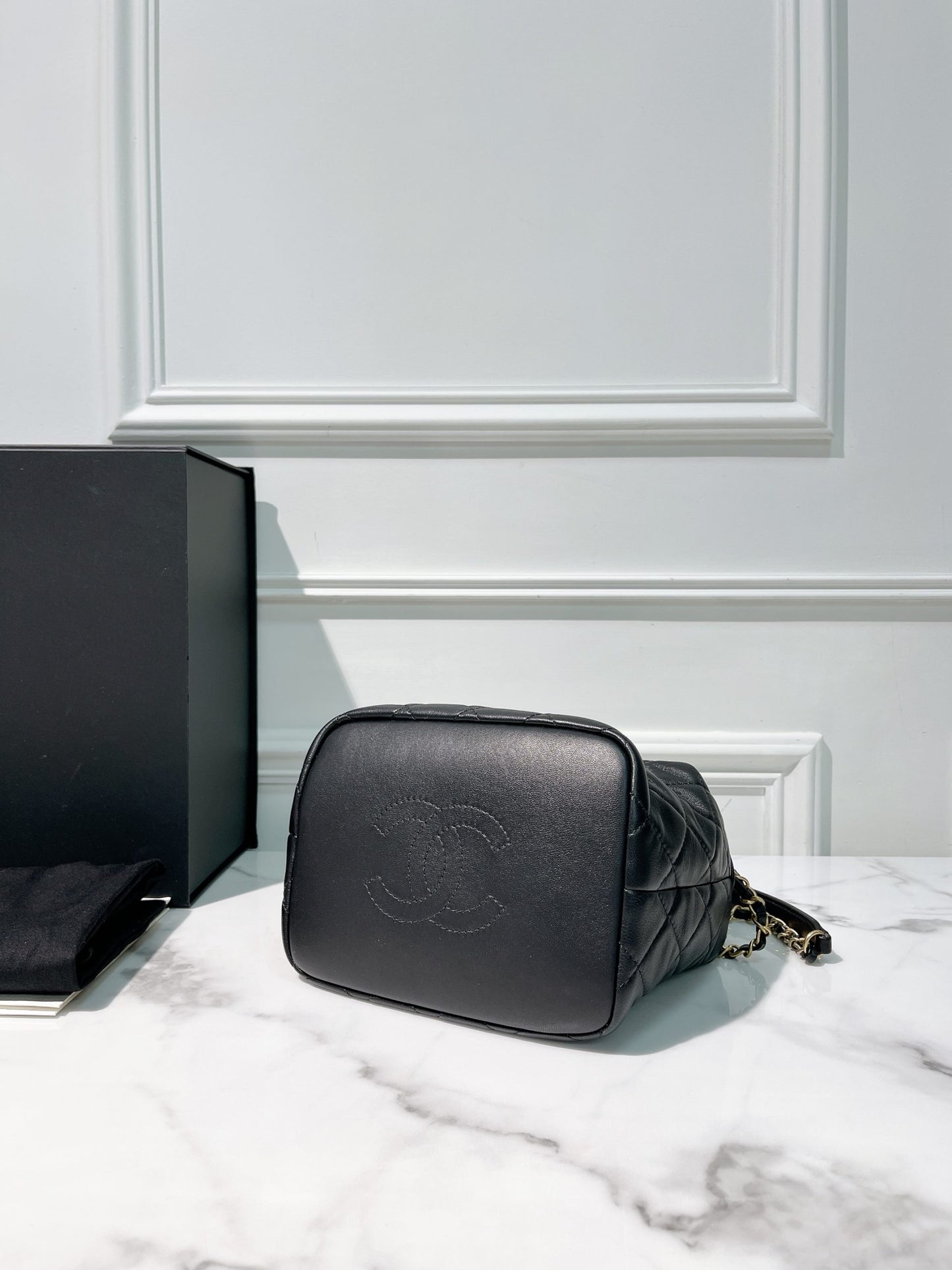 CHANEL SMALL HOBO BAG, Black/Gold