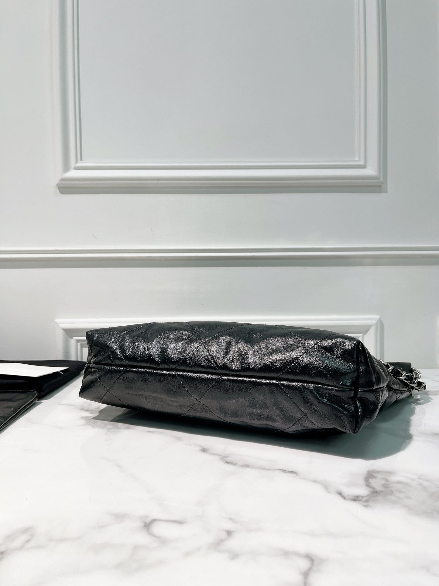 CHANEL SMALL 22 BAG, Black/Silver