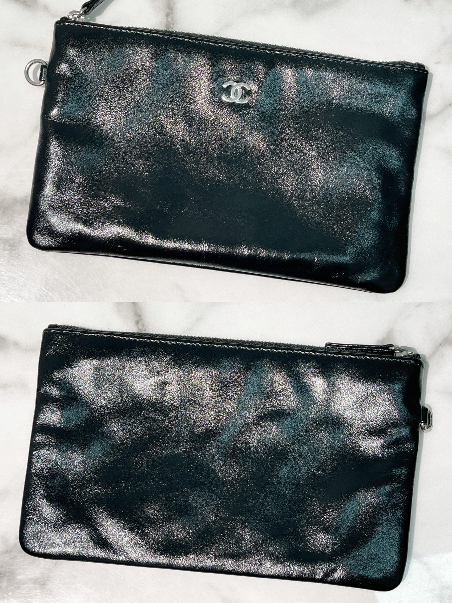 CHANEL SMALL 22 BAG, Black/Silver