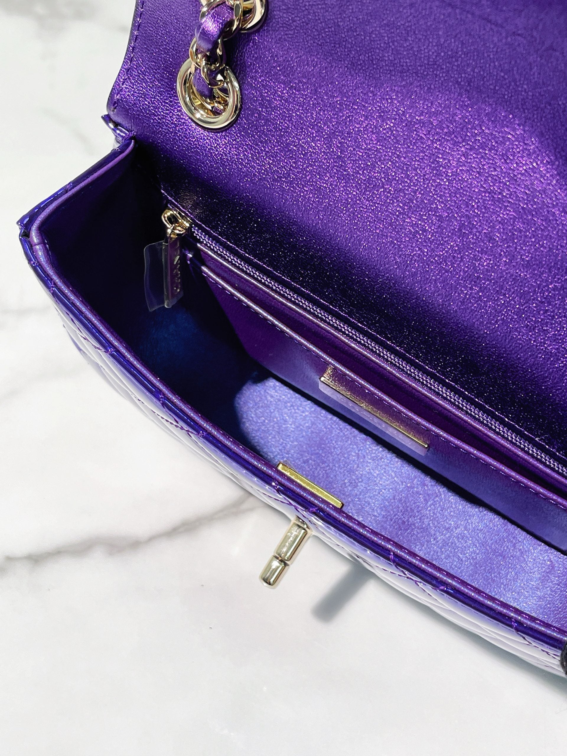 CHANEL 24C MINI FLAP, Purple/Gold