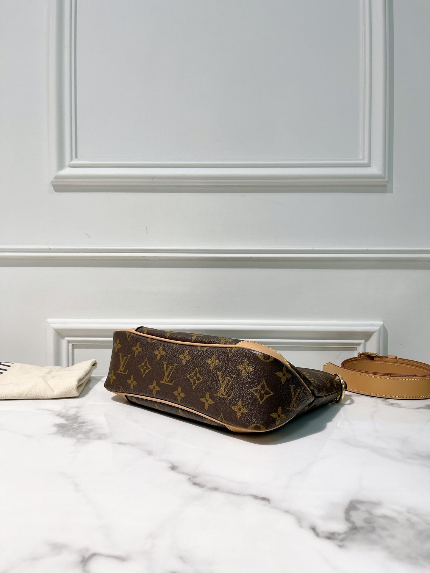 LV ODEON PM, Monogram