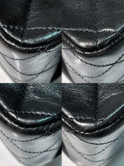 CHANEL VINTAGE MEDIUM CLASSIC FLAP, Black/Gold