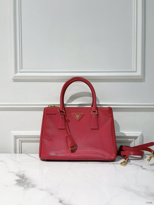 PRADA SAFFIANO, Red/Gold