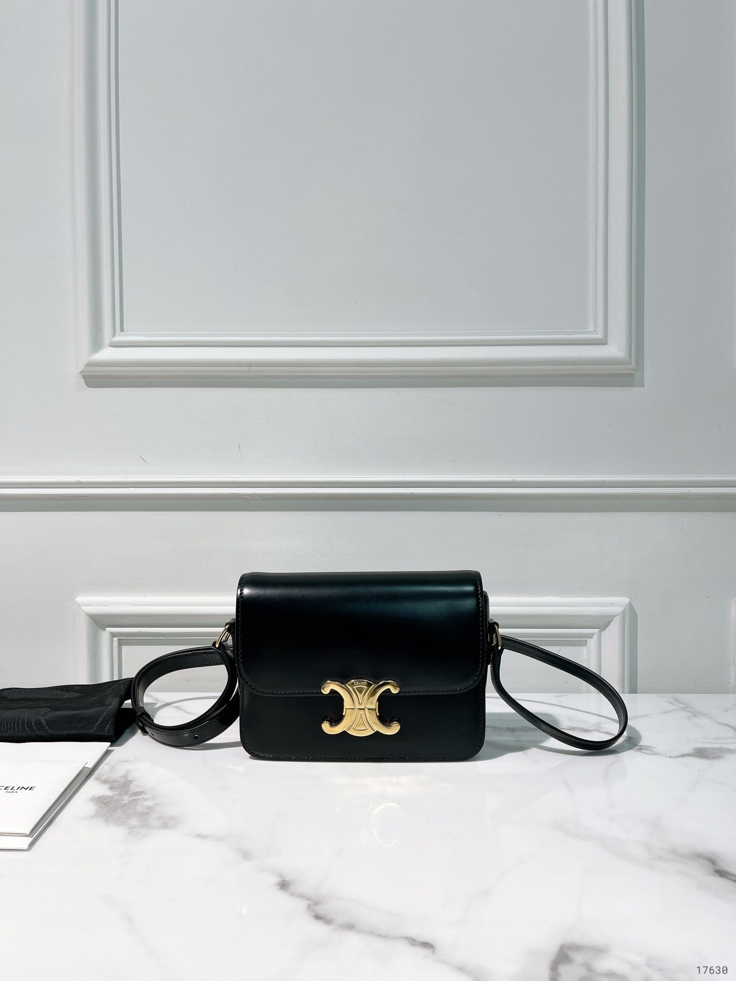 CELINE TEEN BOX, Black/Gold