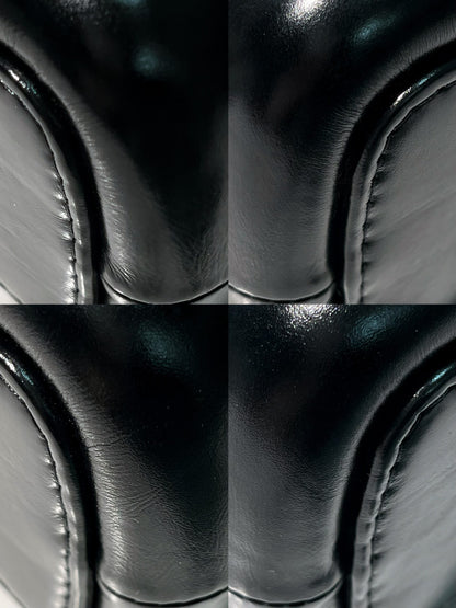 CHANEL MEDIUM GABRIELLE HOBO, Black/Gold