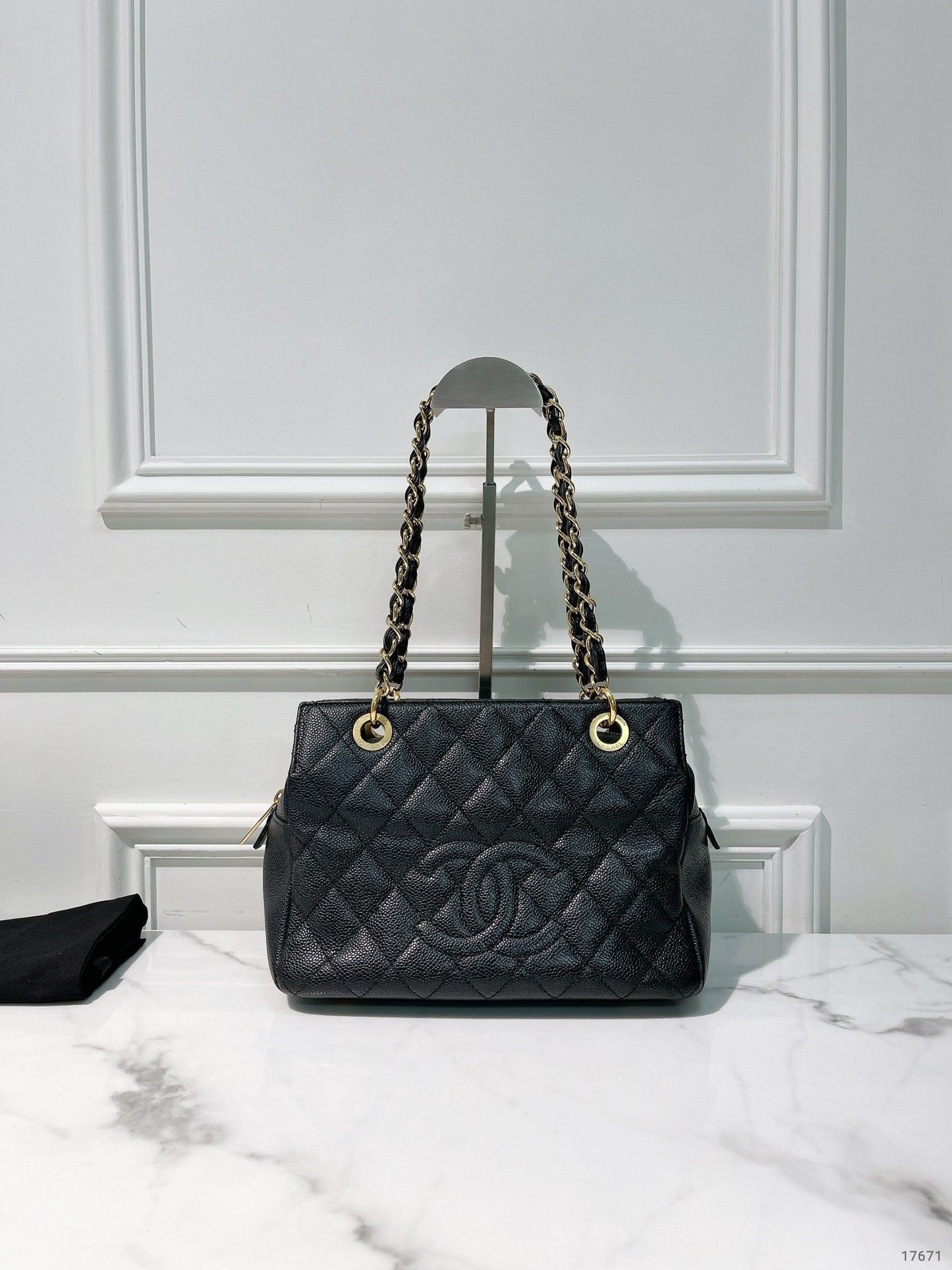 CHANEL PETITE TIMELESS TOTE, Blakc/Gold