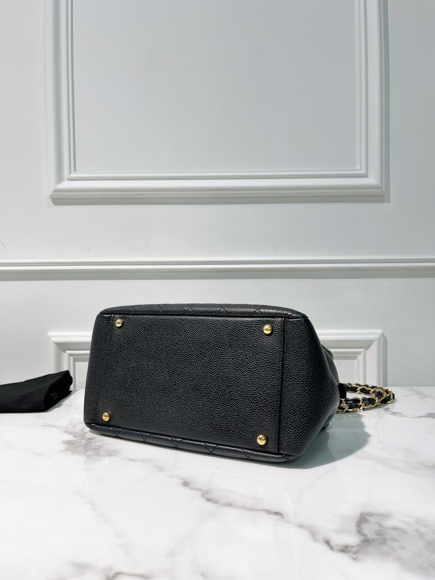 CHANEL PETITE TIMELESS TOTE, Blakc/Gold