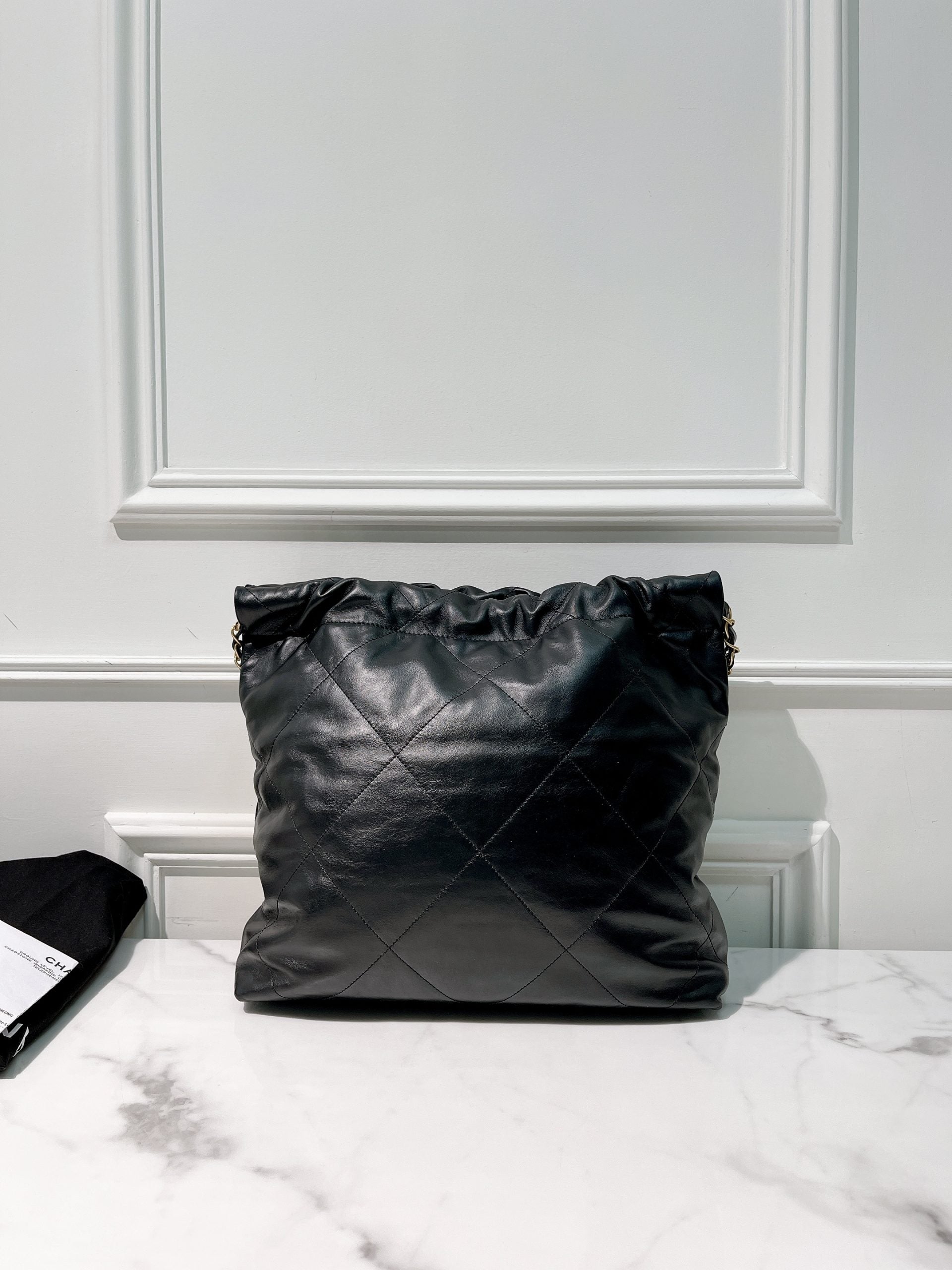 CHANEL SMALL 22 BAG, Black/Gold/White