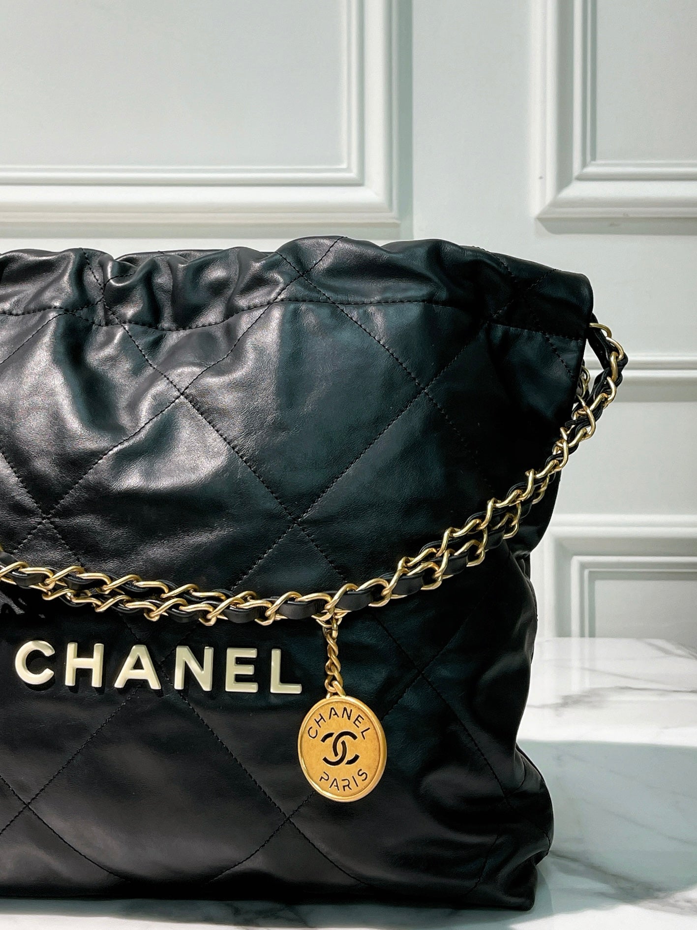 CHANEL SMALL 22 BAG, Black/Gold/White