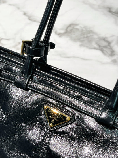 PRADA BONNIE MEDIUM, Black/Gold