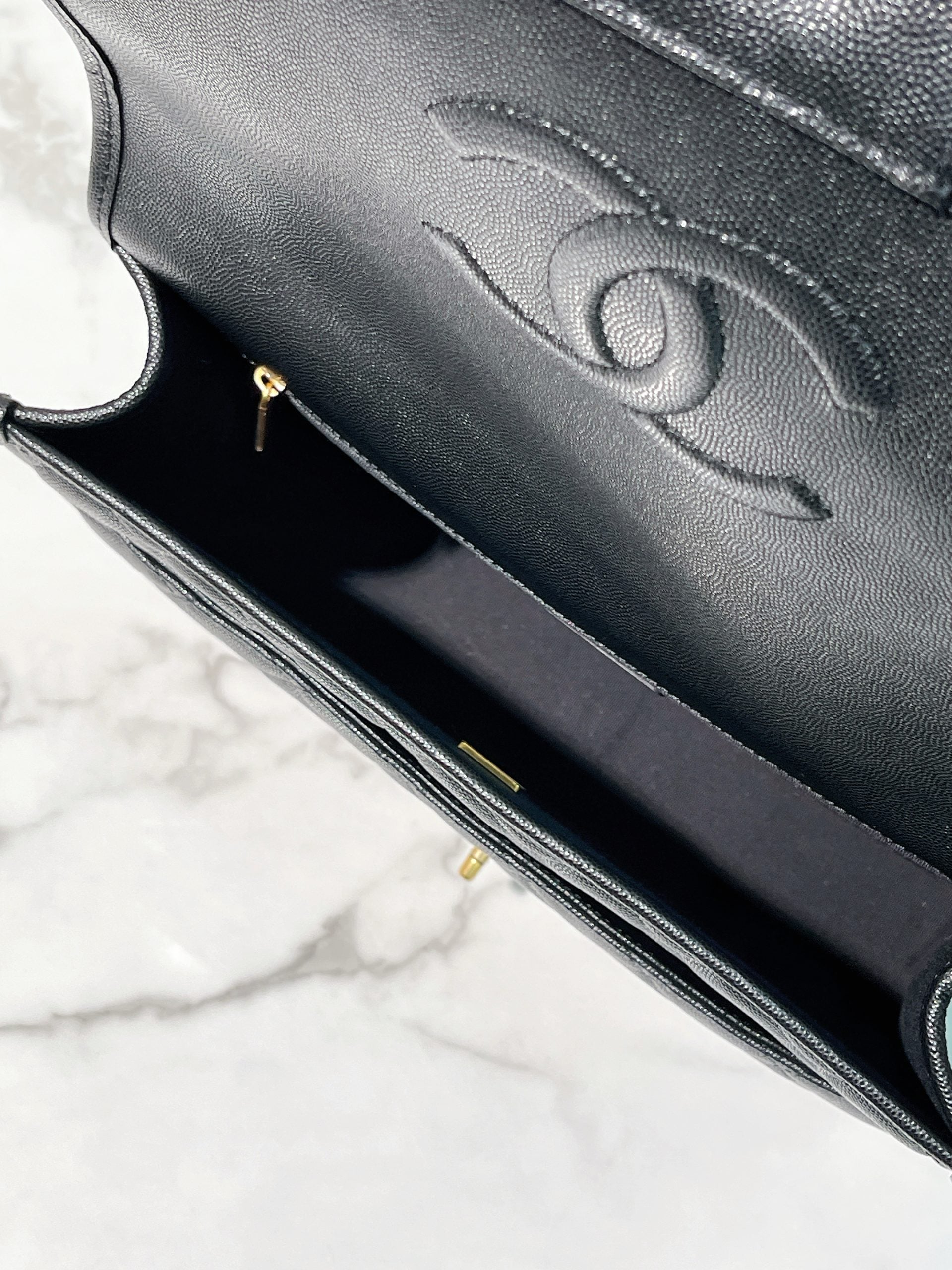 CHANEL 22K BACKPACK, Black/Gold