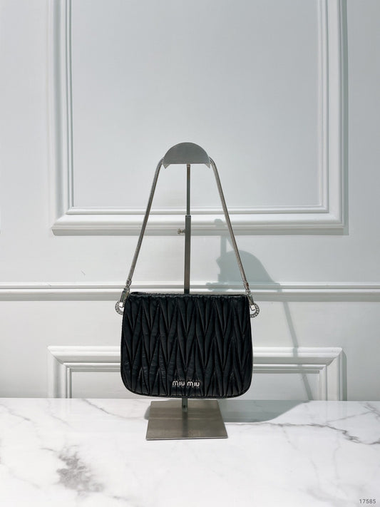 MIUMIU SASSY SHOULDER BAG, Black/Silver