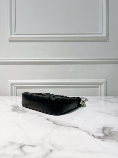 MIUMIU SASSY SHOULDER BAG, Black/Silver