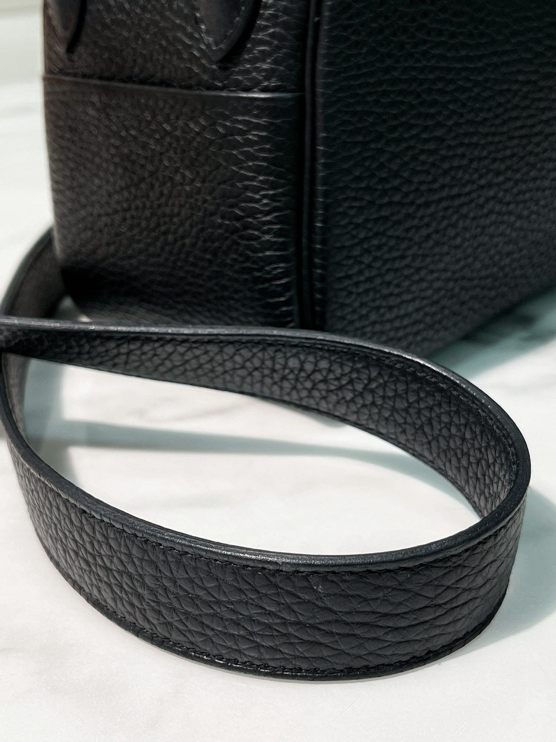 HERMES MINI LINDY, Noir/Gold