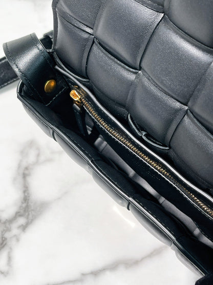 BOTTEGA VENETA PADDED CASSETTE, Black/Gold