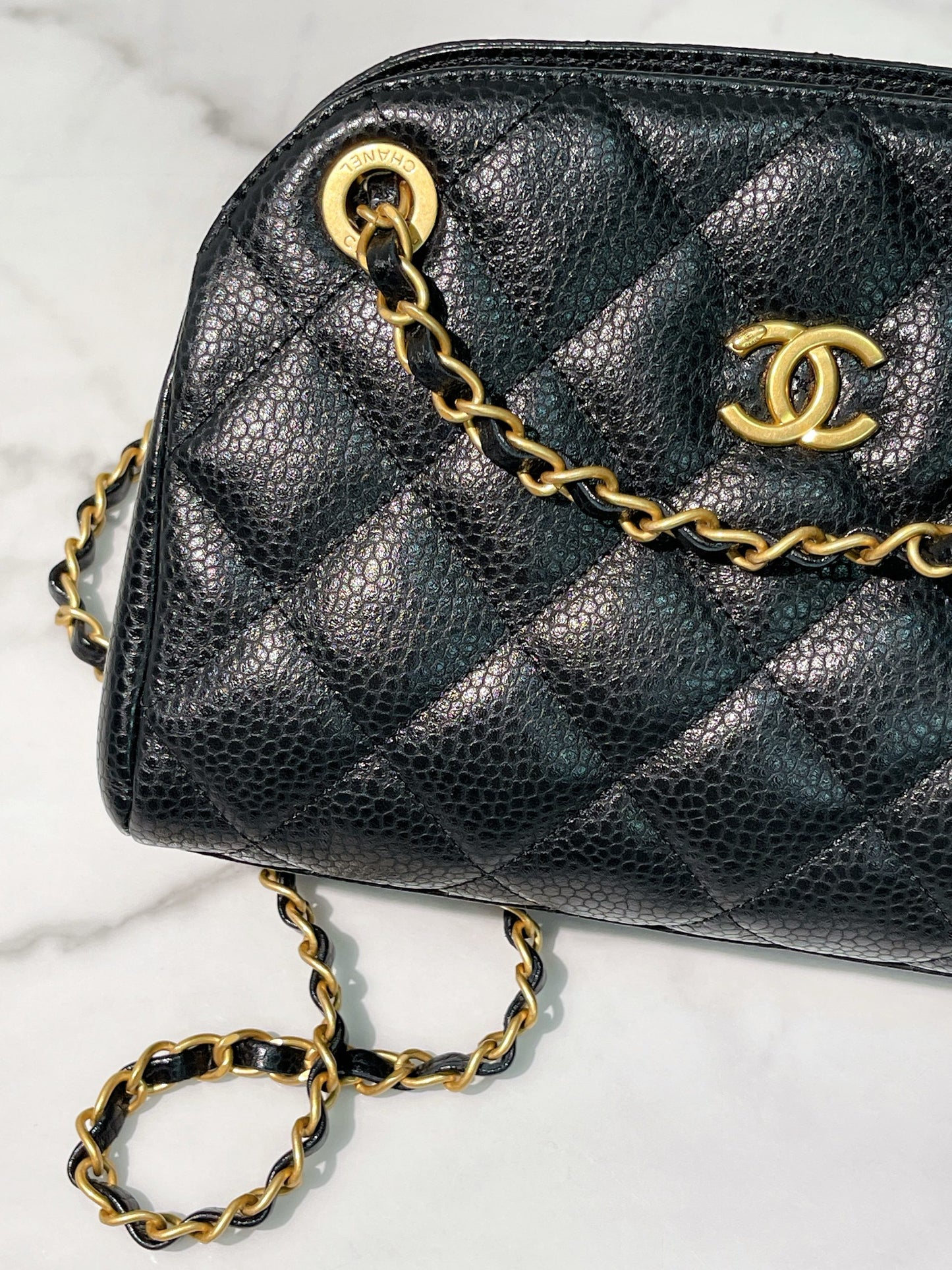 CHANEL 24K CLUTCH WITH CHAIN, Black/Gold