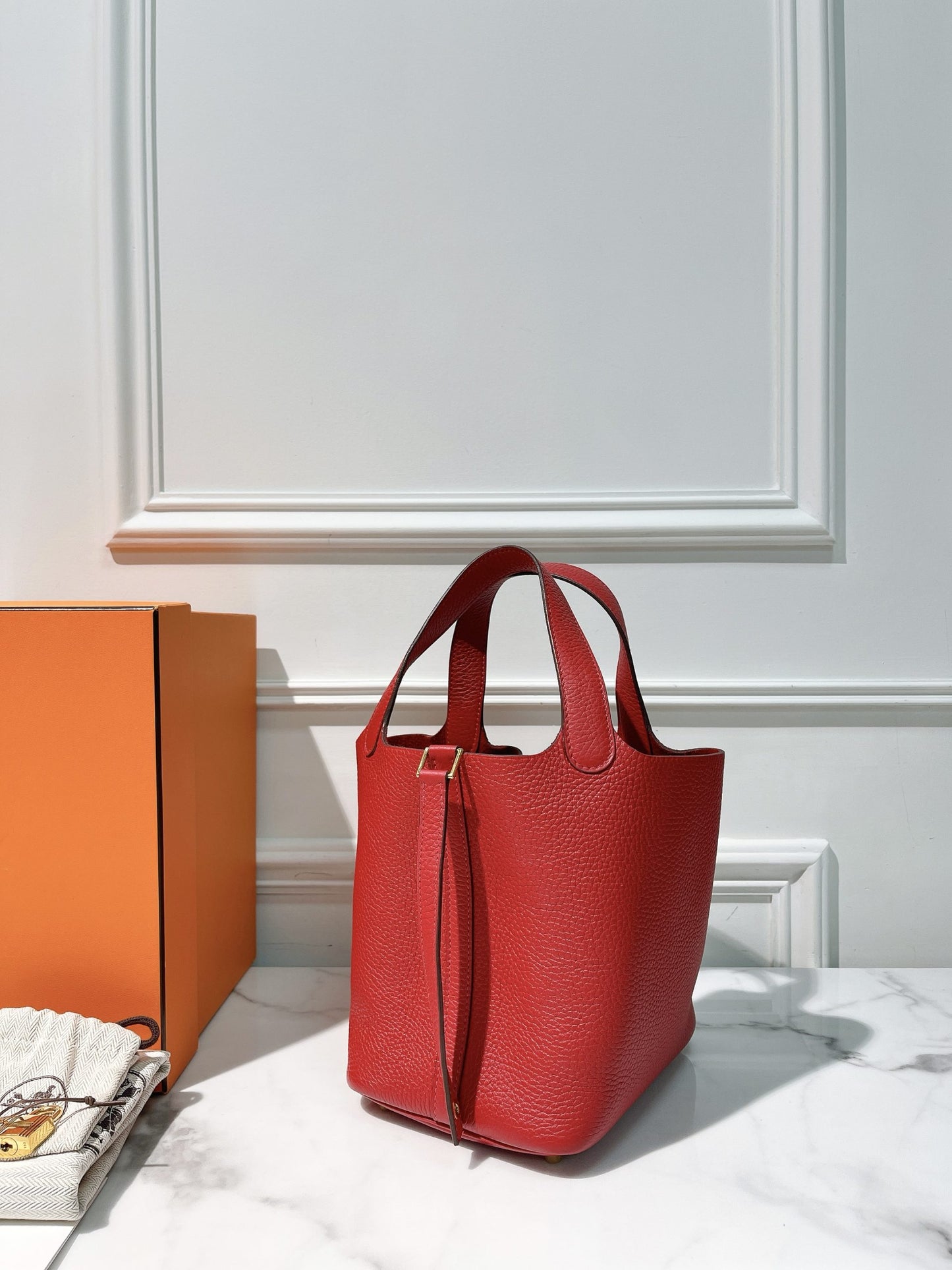 HERMES PICOTIN LOCK 18, Rouge Casaque/Gold