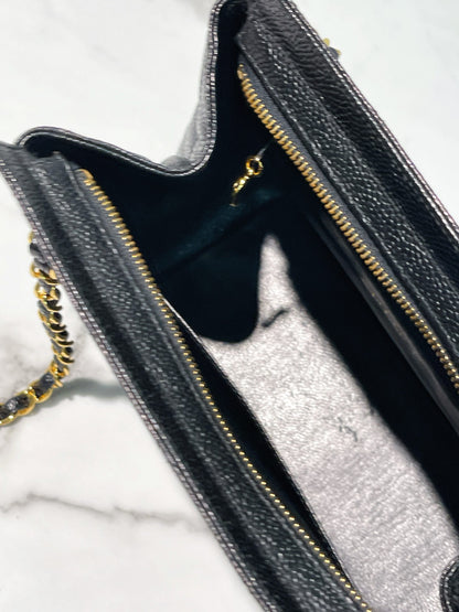 CHANEL VINTAGE SHOULDER BAG, Black/Gold