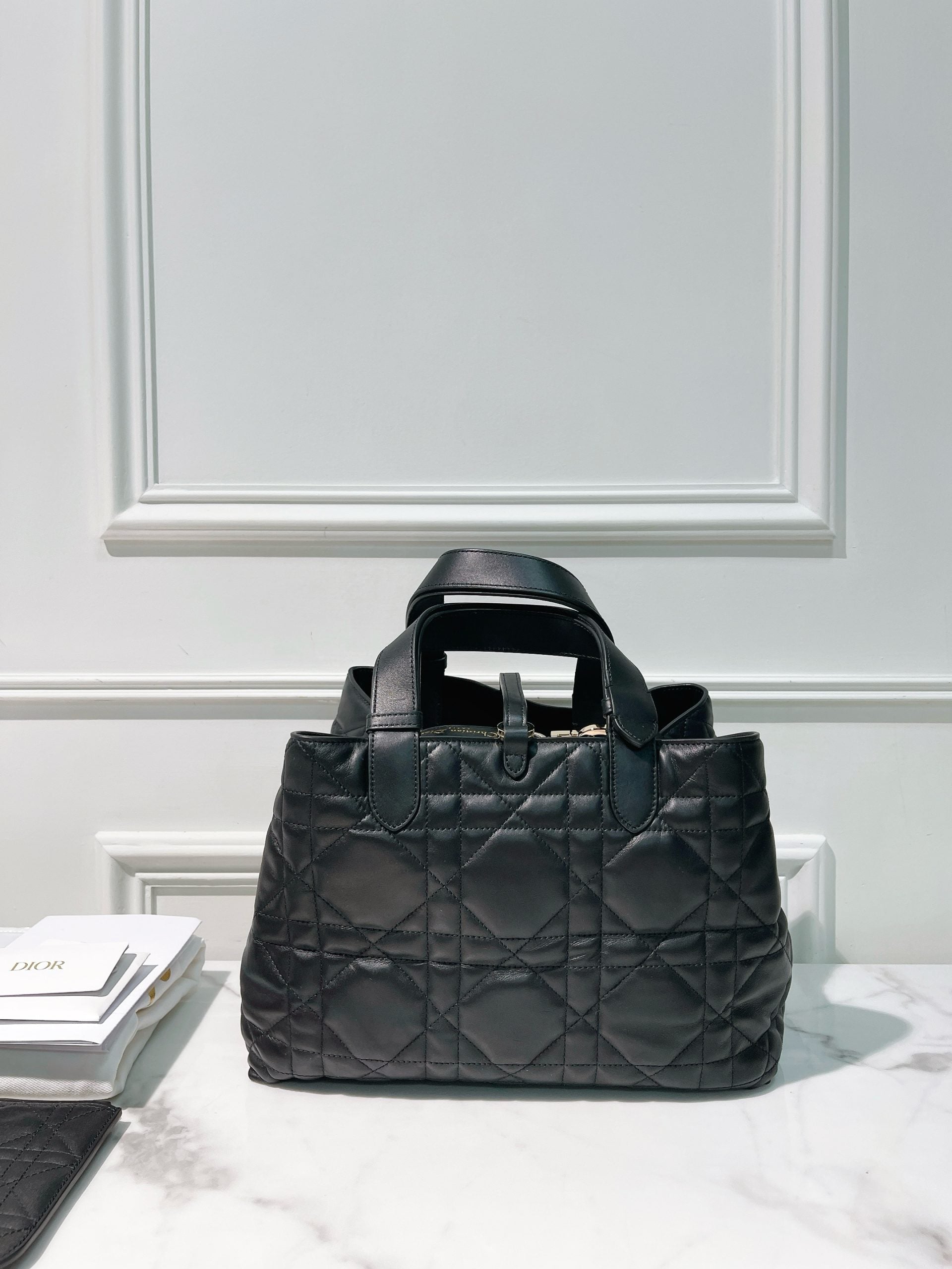 DIOR TOUJOURS MEDIUM, Black/Gold