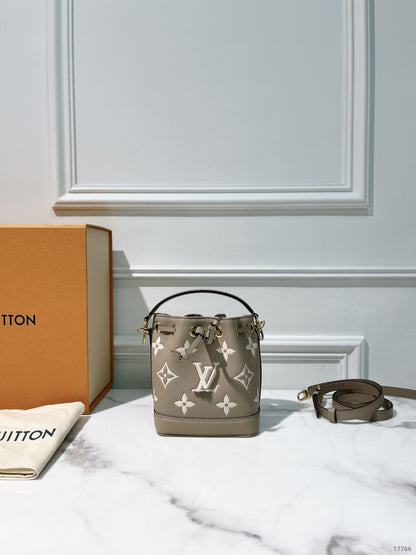 LV NANO NOE, Tourterelle Gray/Cream