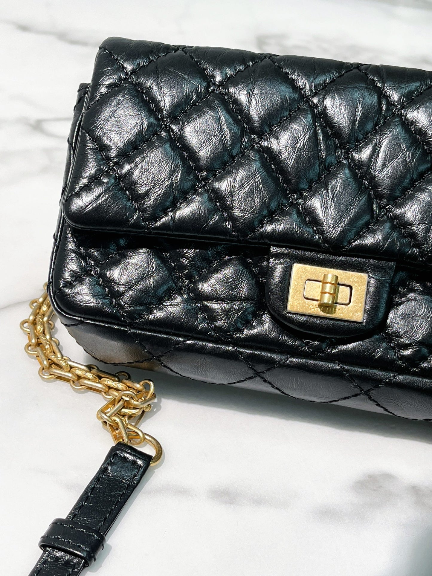 CHANEL MINI 2.55 WOC, Black/Gold