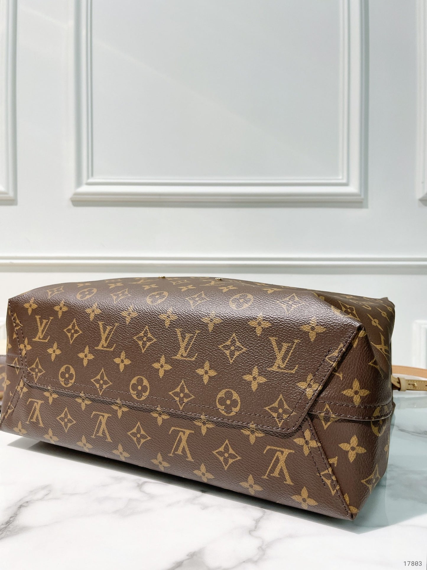 LV ATLANTIS GM, Monogram