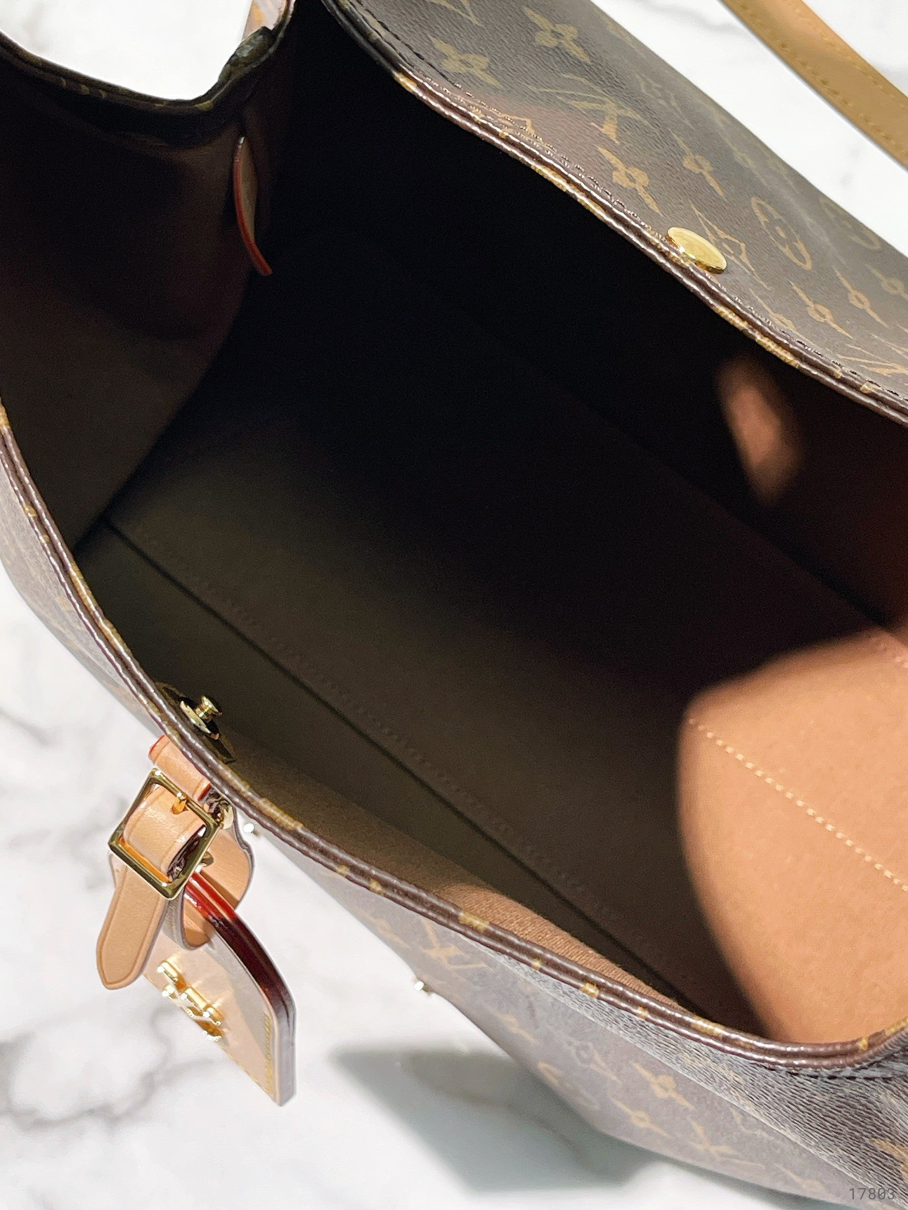 LV ATLANTIS GM, Monogram