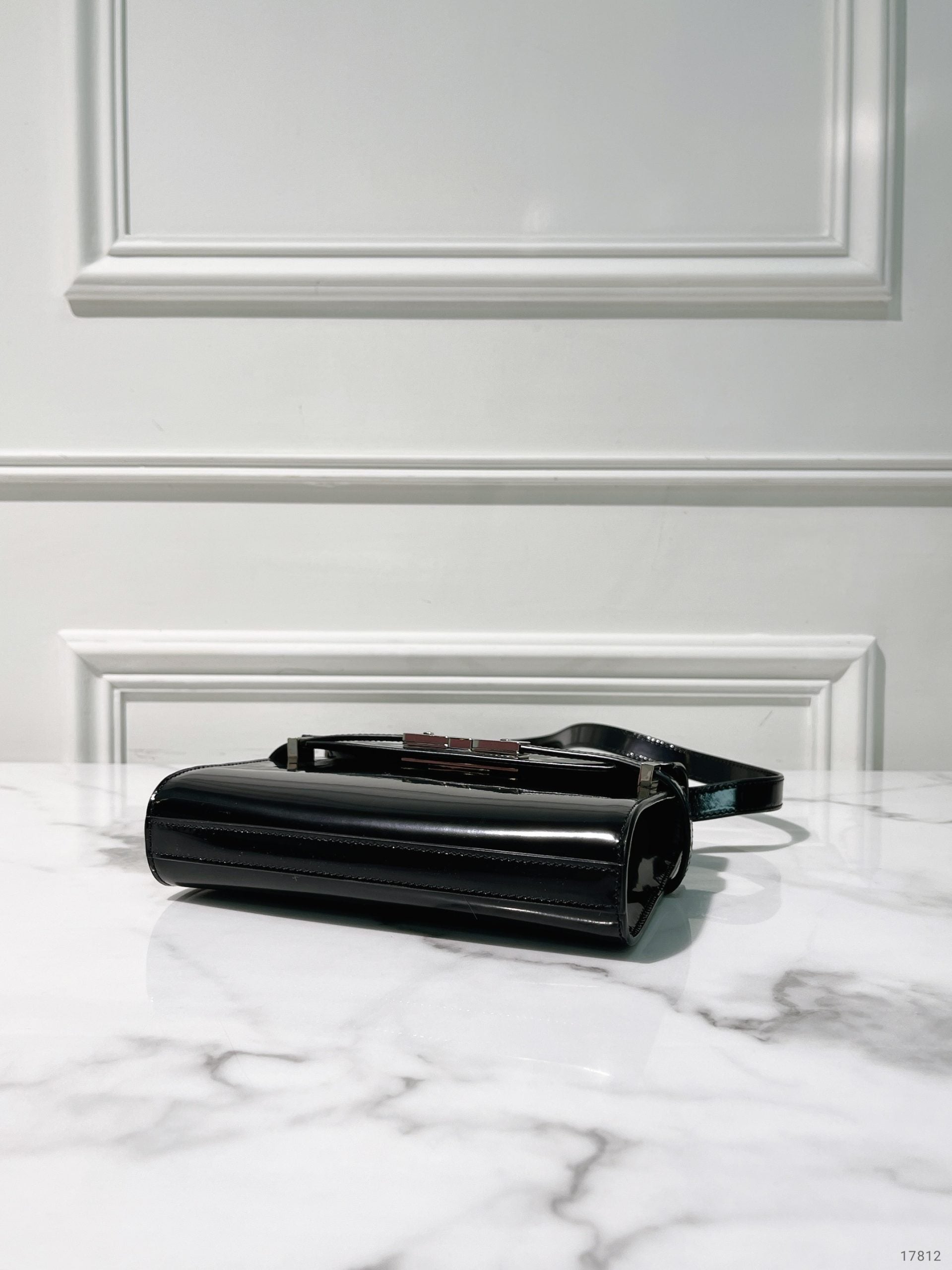 YSL MINI MANHATTAN, Black/Silver