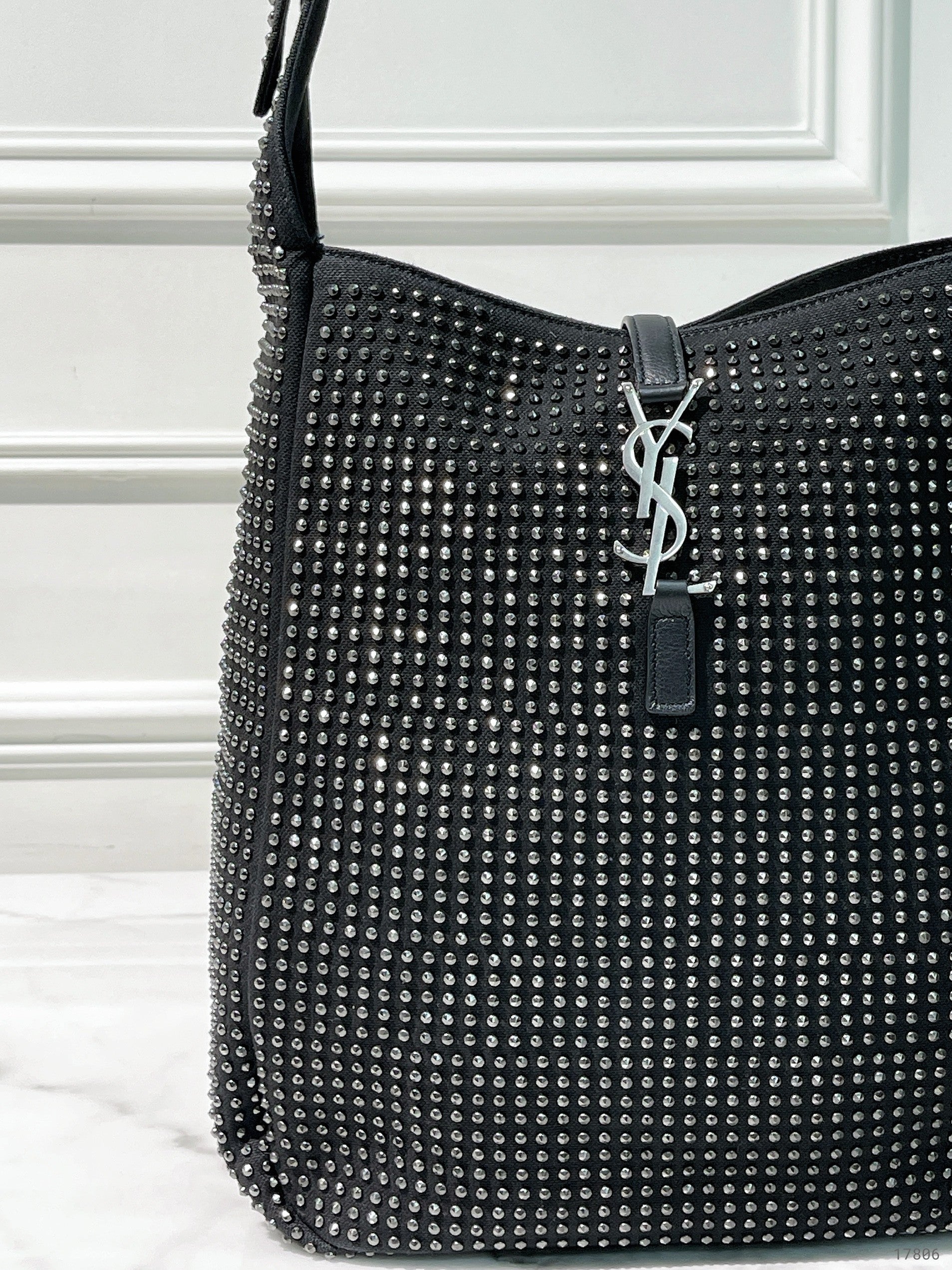 YSL LE 5A7 HOBO BAG, Black